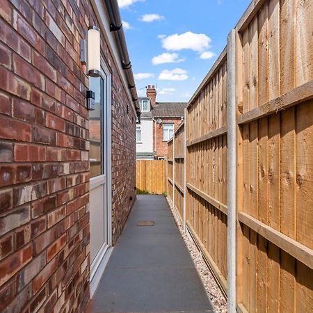 City Centre House, Parking With Ev, Free Wifi, Netflix Coventry Luaran gambar