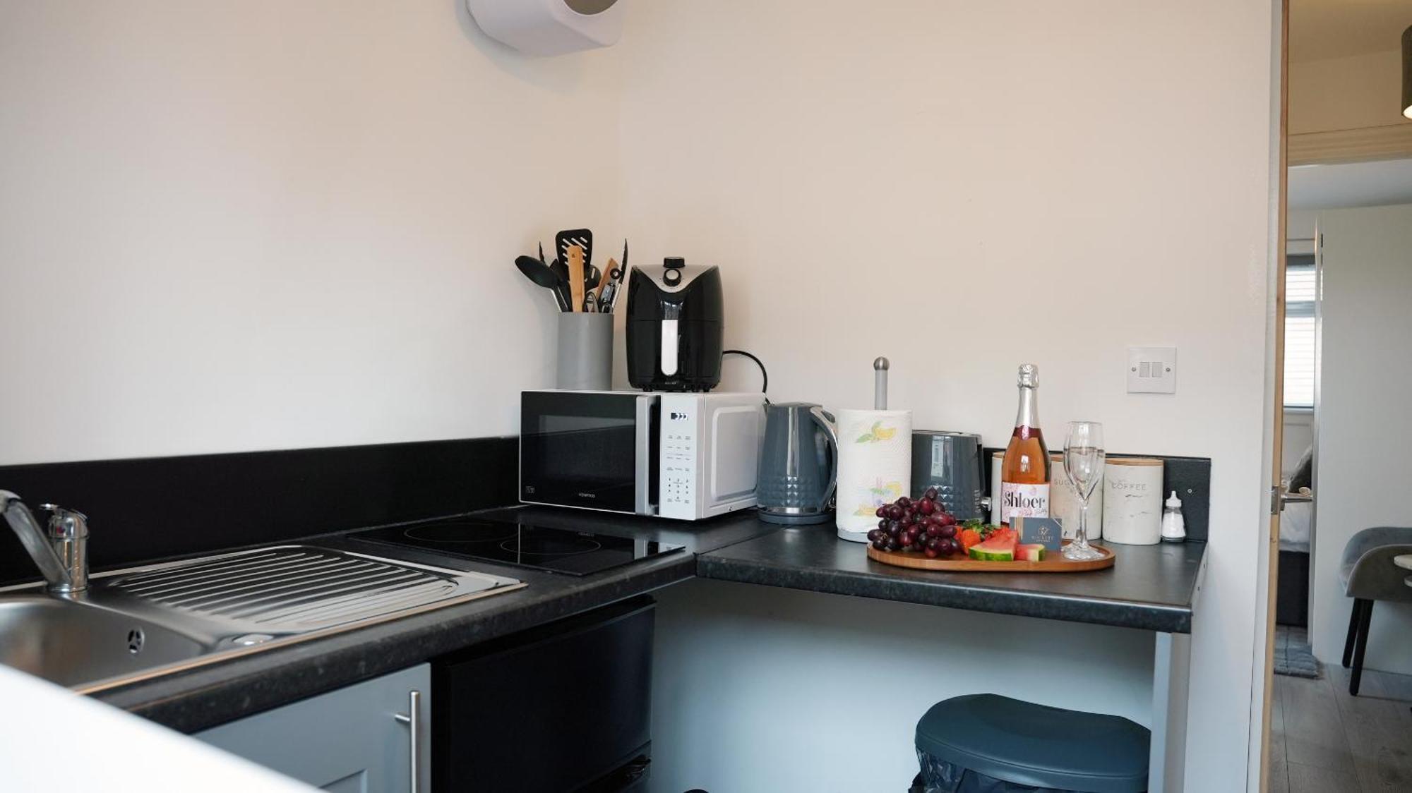 City Centre House, Parking With Ev, Free Wifi, Netflix Coventry Luaran gambar