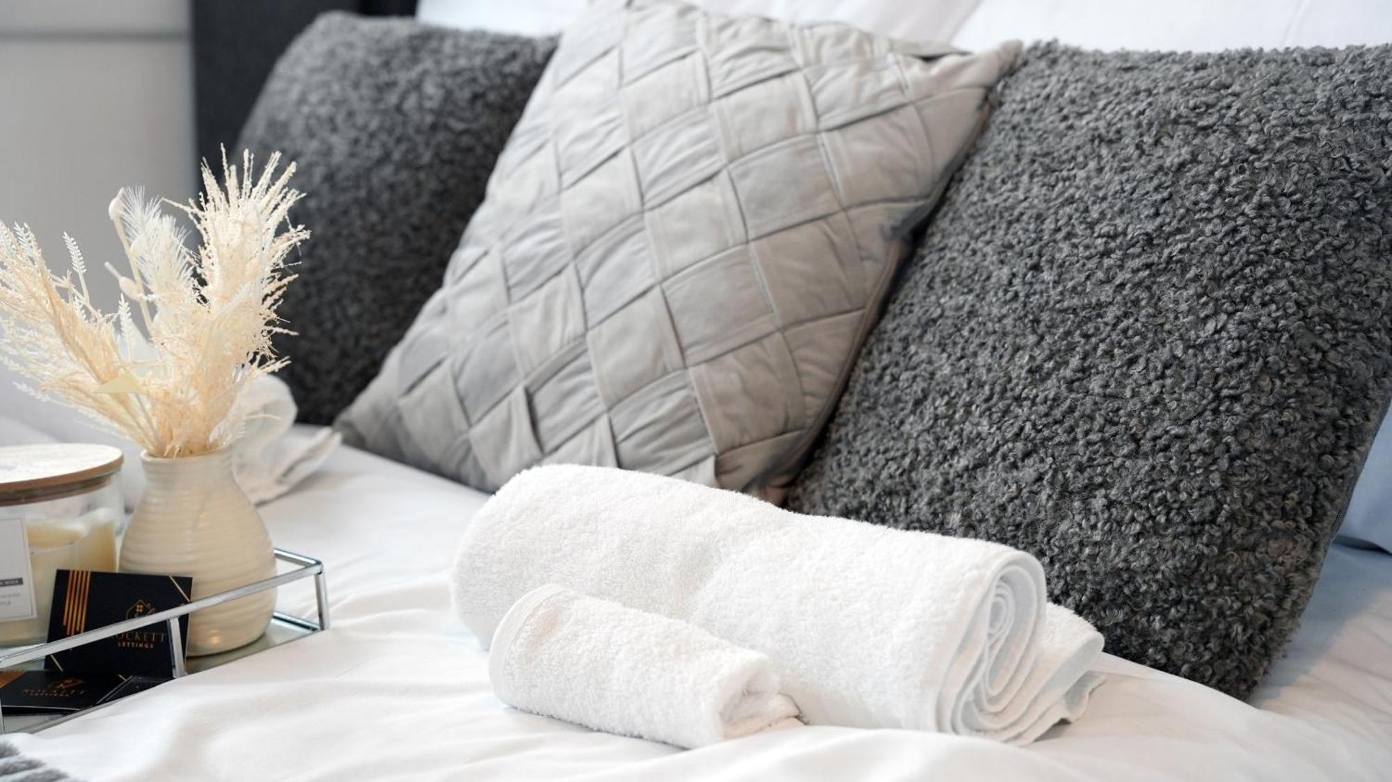 City Centre House, Parking With Ev, Free Wifi, Netflix Coventry Luaran gambar
