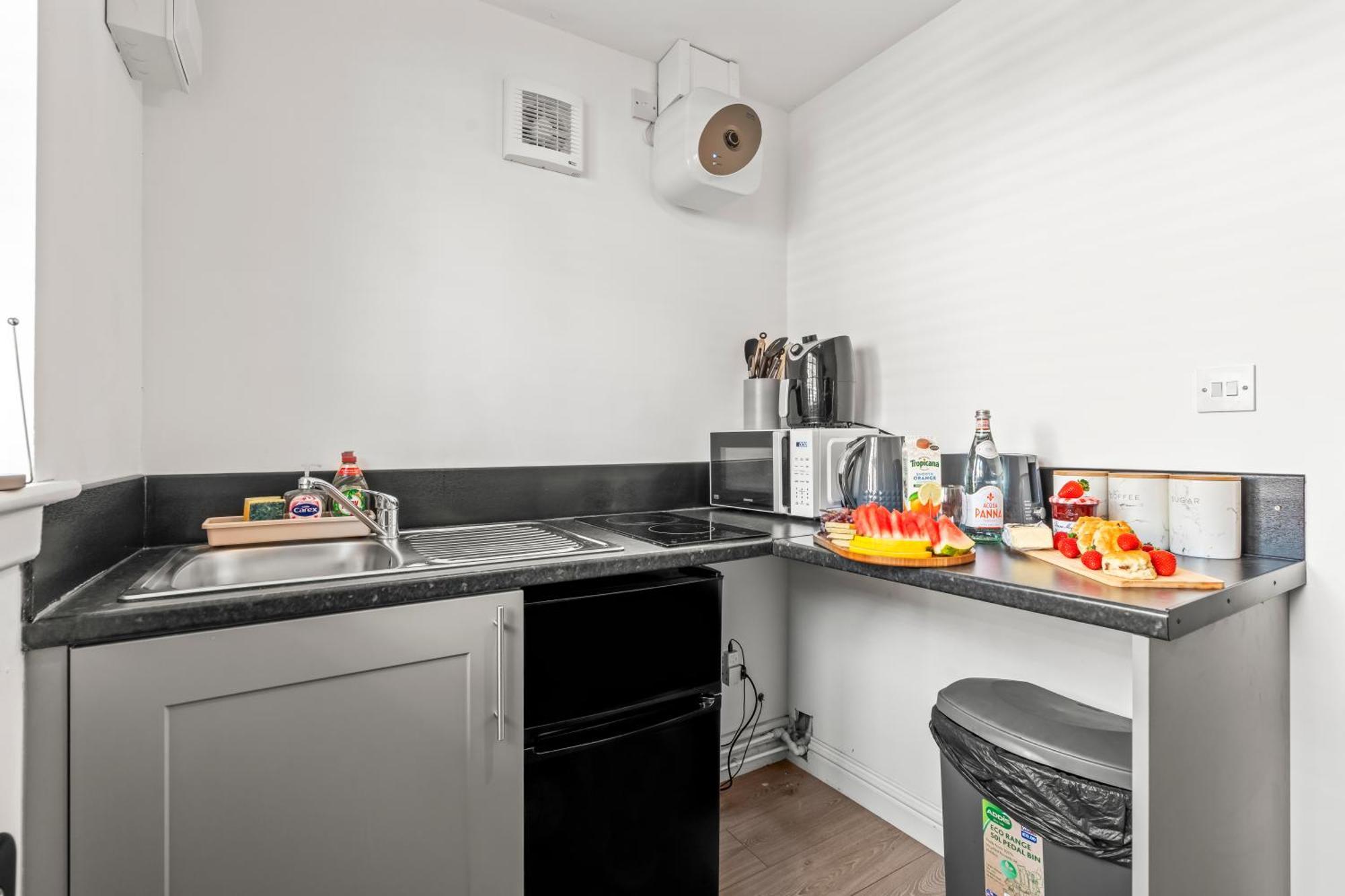 City Centre House, Parking With Ev, Free Wifi, Netflix Coventry Luaran gambar