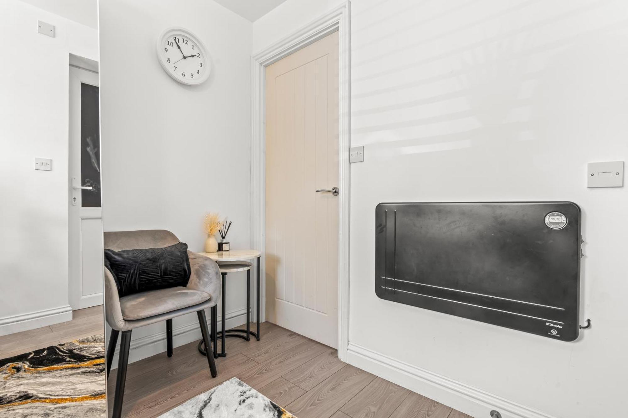 City Centre House, Parking With Ev, Free Wifi, Netflix Coventry Luaran gambar