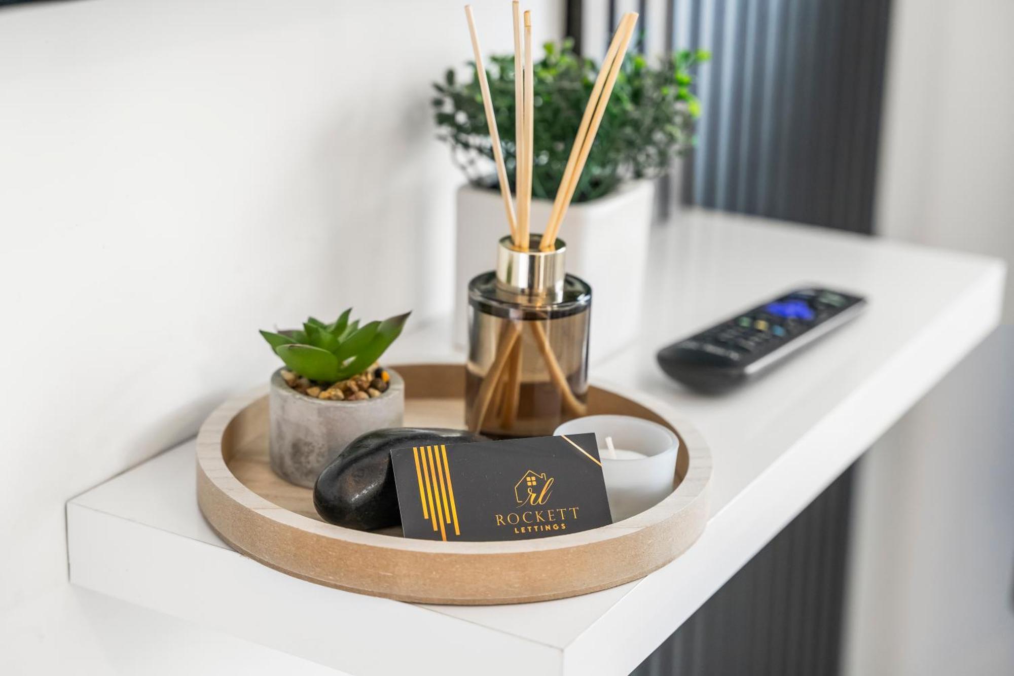 City Centre House, Parking With Ev, Free Wifi, Netflix Coventry Luaran gambar