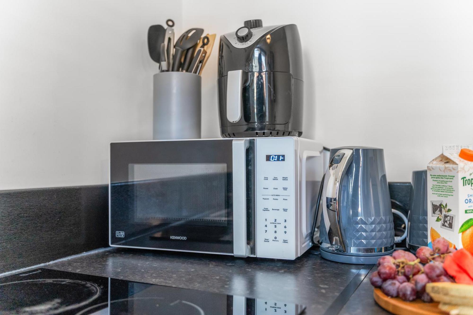 City Centre House, Parking With Ev, Free Wifi, Netflix Coventry Luaran gambar